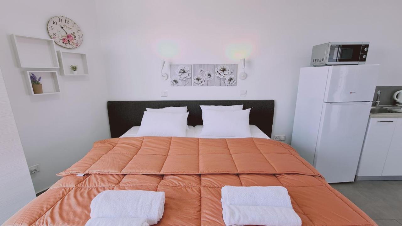 Stay Napa Living Studios Ayia Napa Exterior photo